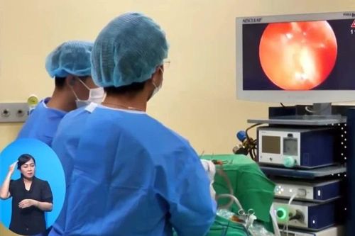 Đi khám vô sinh, mờ mắt... phát hiện u tuyến yên khổng lồ