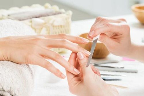 Đoán bệnh qua móng tay
