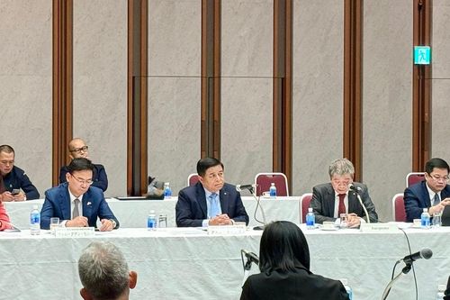 Các yếu tố khiến Việt Nam nổi lên như một 'điểm đến an toàn' và hấp dẫn