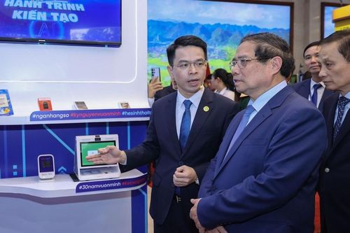 Ngân hàng chuyển đổi số phải vì lợi ích của người dân và sự phát triển của doanh nghiệp