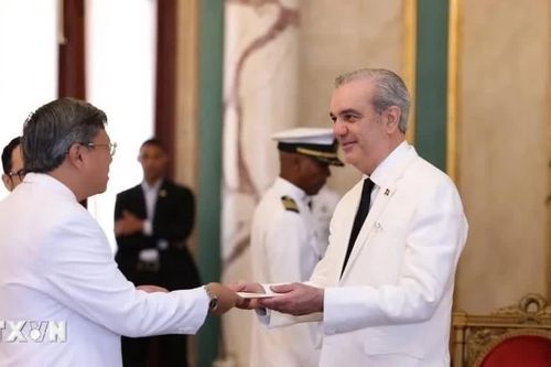 Tổng thống Cộng hòa Dominicana khẳng định coi trọng mối quan hệ với Việt Nam
