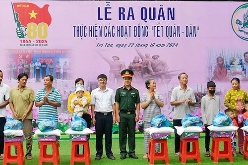 Ánh sáng soi đường cho dân tộc