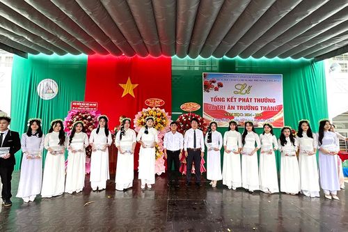 Trường THCS - THPT Long Bình tổng kết năm học và tri ân trưởng thành cho học sinh
