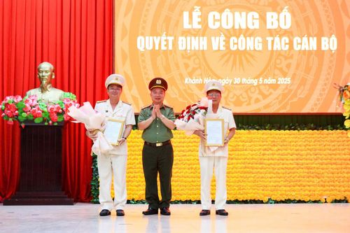 Công an tỉnh Khánh Hòa công bố quyết định về công tác cán bộ