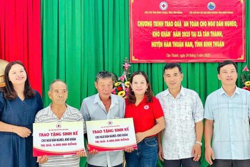 Hội Chữ thập đỏ Lâm Đồng thực hiện Chương trình An toàn cho ngư dân nghèo, khó khăn tại Bình Thuận