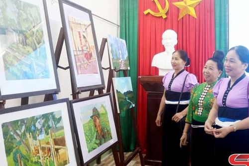 Sáng tác văn học, nghệ thuật mang hơi thở cuộc sống