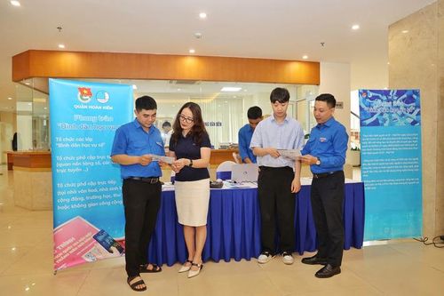 Hà Nội: Quận Hoàn Kiếm tiên phong phát động phong trào 'Bình dân học vụ số'