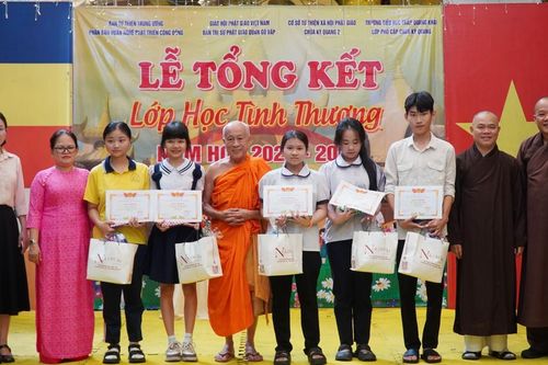 Lớp học tình thương chùa Kỳ Quang II tổng kết năm học 2024-2025