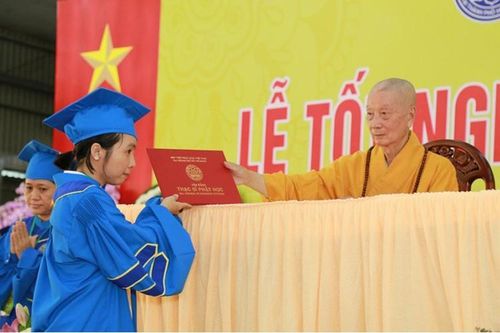 Học viện Phật giáo VN tại TP.HCM tuyển sinh cử nhân Phật học hệ Đào tạo từ xa khóa XI (2025)