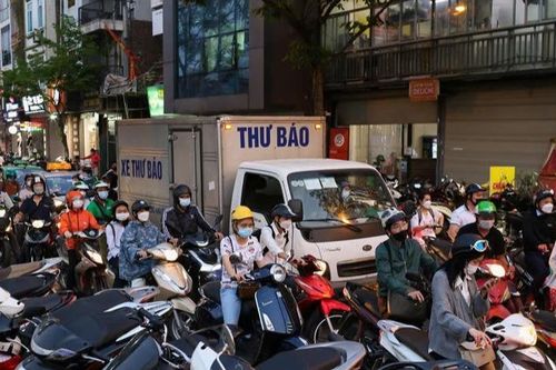 Hà Nội sắp xén vỉa hè đường Nguyễn Ngọc Vũ để giảm ùn tắc