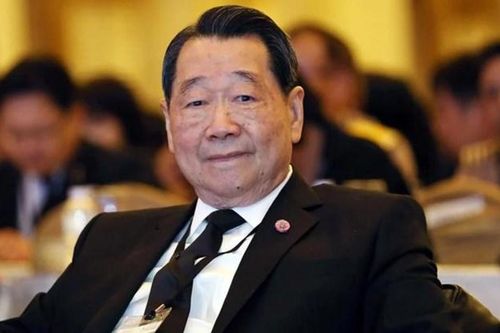 Tài sản tỷ phú Thái Lan 'bốc hơi' 64 triệu USD sau khi chuyển giao quyền lực cho thế hệ kế nhiệm