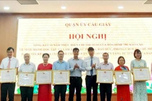 Cầu Giấy gắn việc học và làm theo Bác với giải quyết bức xúc của nhân dân