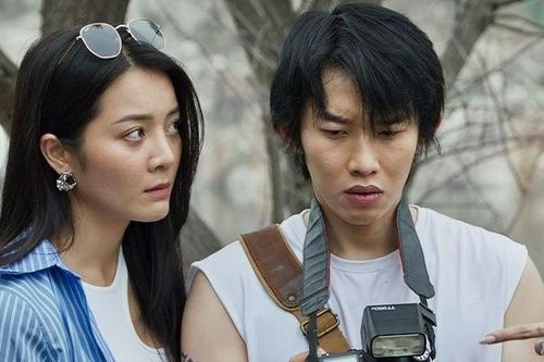 'Chốt đơn' có Thùy Tiên, Quyền Linh bị gỡ và tình thế của phim Việt
