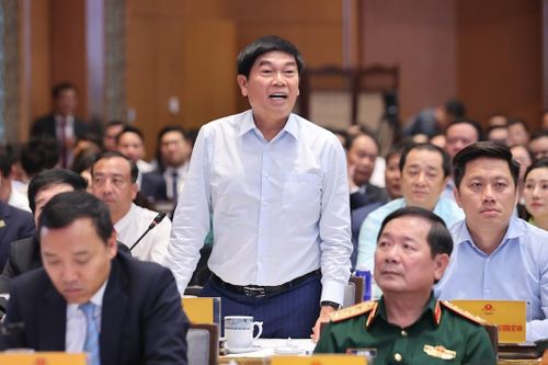 Chủ tịch Hòa Phát đề nghị dự án công phải dùng 70% hàng trong nước