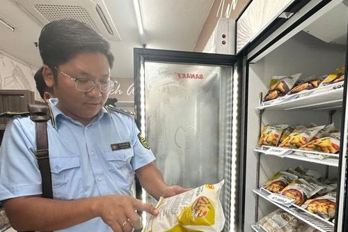 Vụ Công ty cổ phần Chăn nuôi C.P bị tố bán thịt heo bệnh: giấy chứng nhận vệ sinh an toàn thực phẩm đã hết hạn