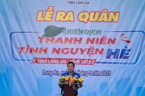 'Tuổi trẻ Long An tự hào, vững tin theo Đảng'