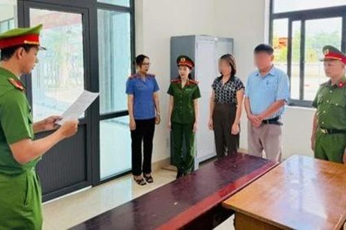 Khởi tố nguyên Chủ tịch và kế toán Ủy ban nhân dân xã Ia Rvê chiếm đoạt tiền bảo vệ rừng