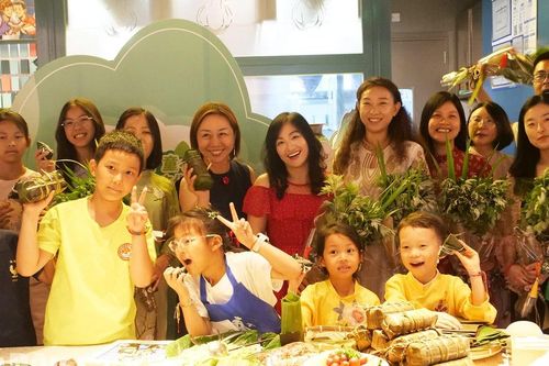 Ấm áp chương trình giao lưu văn hóa phụ nữ, trẻ em Việt-Trung