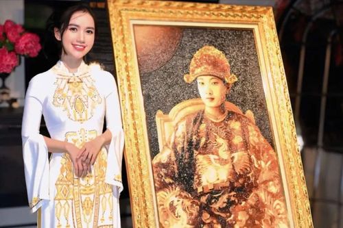 Xếp từng hạt gạo thành tranh