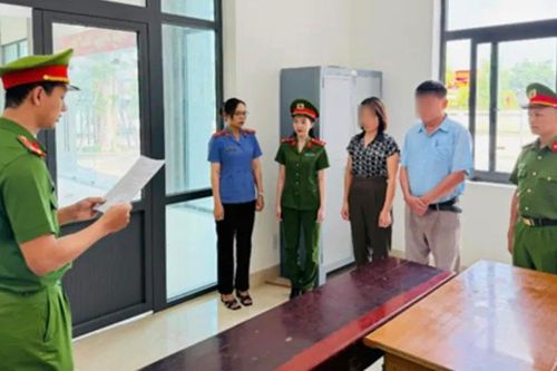 Chủ tịch xã và kế toán lập chứng từ giả, chiếm đoạt hơn 142 triệu đồng tiền bảo vệ rừng