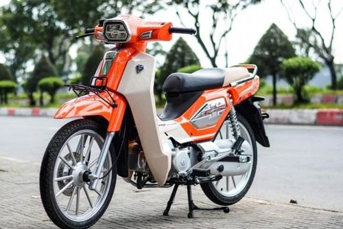 Cận cảnh GPX Rock 'nhái' Honda Dream tại TP.HCM chỉ 19 triệu
