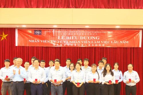 Formosa Hà Tĩnh tôn vinh nhân viên ưu tú, trao vàng cho 651 lao động thâm niên