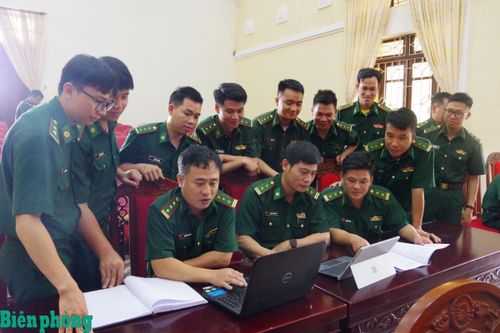 BĐBP Lai Châu: Triển khai phong trào 'Bình dân học vụ số' và tập huấn nâng cao kiến thức kỹ năng chuyển đổi số