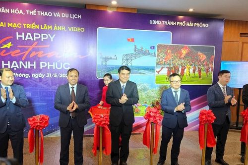 Triển lãm ảnh, video 'Việt Nam hạnh phúc - Happy Vietnam'