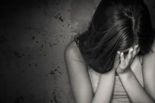 Tạm giữ nghi phạm hiếp dâm bé gái 9 tuổi