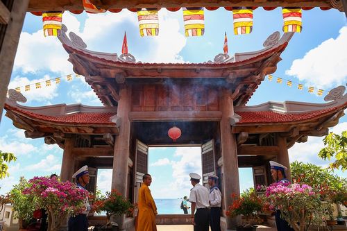 Những ngôi chùa đặc biệt ở Trường Sa