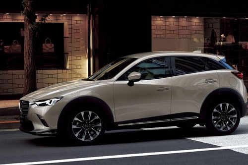 3 mẫu ô tô siêu tiết kiệm xăng nhưng vẫn bị khách Việt thờ ơ