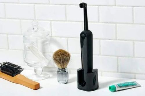Phát hiện chồng ngoại tình nhờ bàn chải đánh răng điện