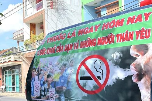 Tăng thuế thuốc lá - Chính sách quan trọng để bảo vệ trẻ em một cách toàn diện