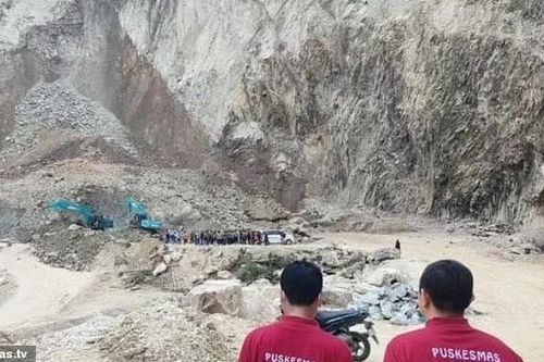 Vụ lở đá tại Indonesia: Bước đầu xác nhận 14 người thiệt mạng