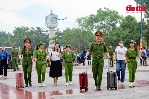 'Học làm chiến sĩ công an' - Trại hè rèn ý chí, luyện kỷ cương cho thế hệ trẻ