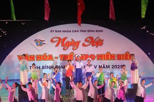 Ngày hội Văn hóa - Thể thao miền biển Bình Định đậm đà bản sắc quê hương