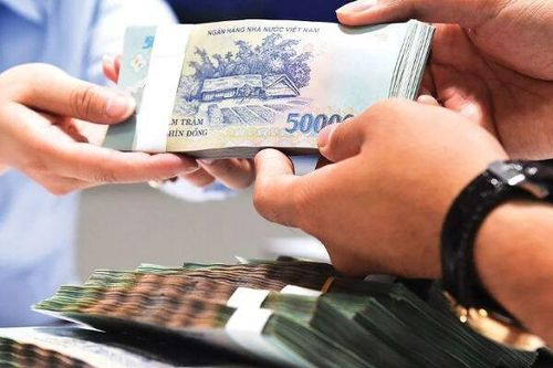 Chuyên gia: Ngân hàng hiện chủ yếu cấp tín dụng cho người giàu và doanh nghiệp lớn