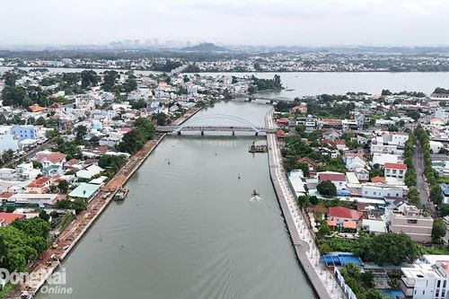 Đẩy nhanh tiến độ các dự án kè gia cố bờ sông Đồng Nai