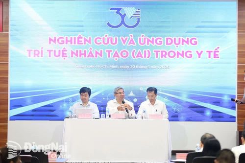 Đoàn Đồng Nai tham dự tọa đàm 'Nghiên cứu và ứng dụng AI trong y tế' tại Đại học Quốc gia Thành phố Hồ Chí Minh