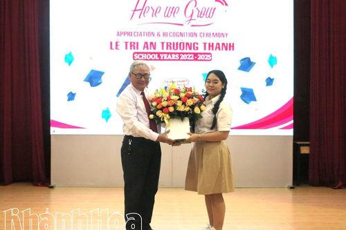 Trường iSchool Nha Trang tổ chức lễ tri ân và trưởng thành cho học sinh khối 12