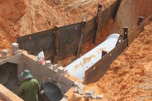 Dự án sửa chữa, chống ngập đường ven biển Phan Thiết đang thi công ra sao?