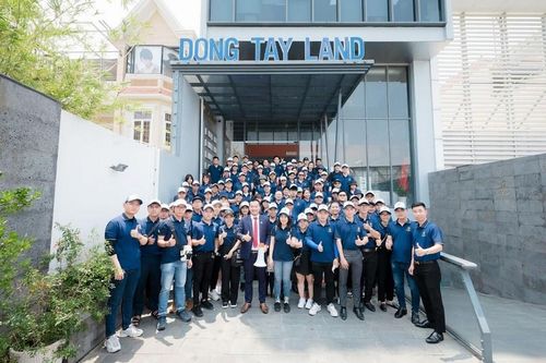 Nợ thuế của 'ông lớn' thị phần môi giới bất động sản Đông Tây Land chỉ là… sự cố?