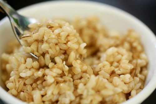 Ăn cơm rượu nếp có thể thổi ra nồng độ cồn