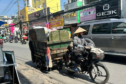 TP.HCM cân rác tính tiền từ 1/6: Người dân bối rối, đơn vị thu gom chờ hướng dẫn