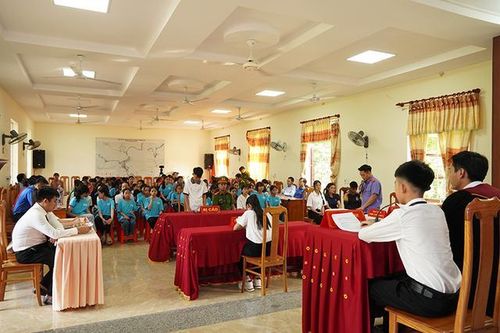 Tạo 'màng chắn' ngăn trẻ em bị xâm hại trên môi trường mạng