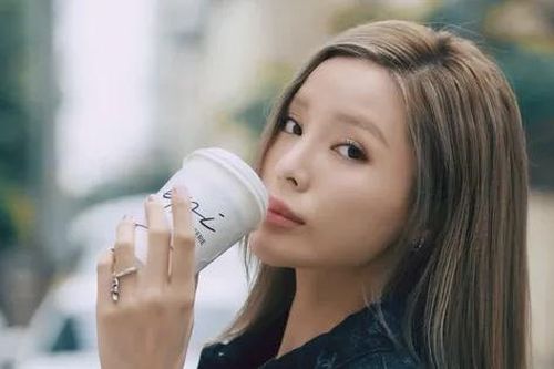 Vì sao Kỳ Duyên bị réo tên khi người đẹp Thái Lan đăng quang Miss World 2025?