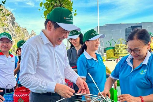 Phát động Chiến dịch 'Chung tay giảm thiểu rác thải nhựa – Lan tỏa lối sống xanh