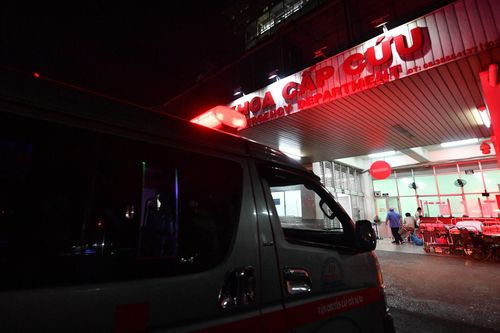 'Cứu người trước, viện phí tính sau' níu người bệnh ở lại với cuộc đời