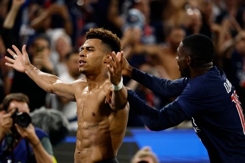 Hình ảnh gây sốt của Desire Doue ở chung kết Champions League