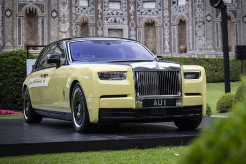 Rolls-Royce Phantom Goldfinger lần đầu lộ diện